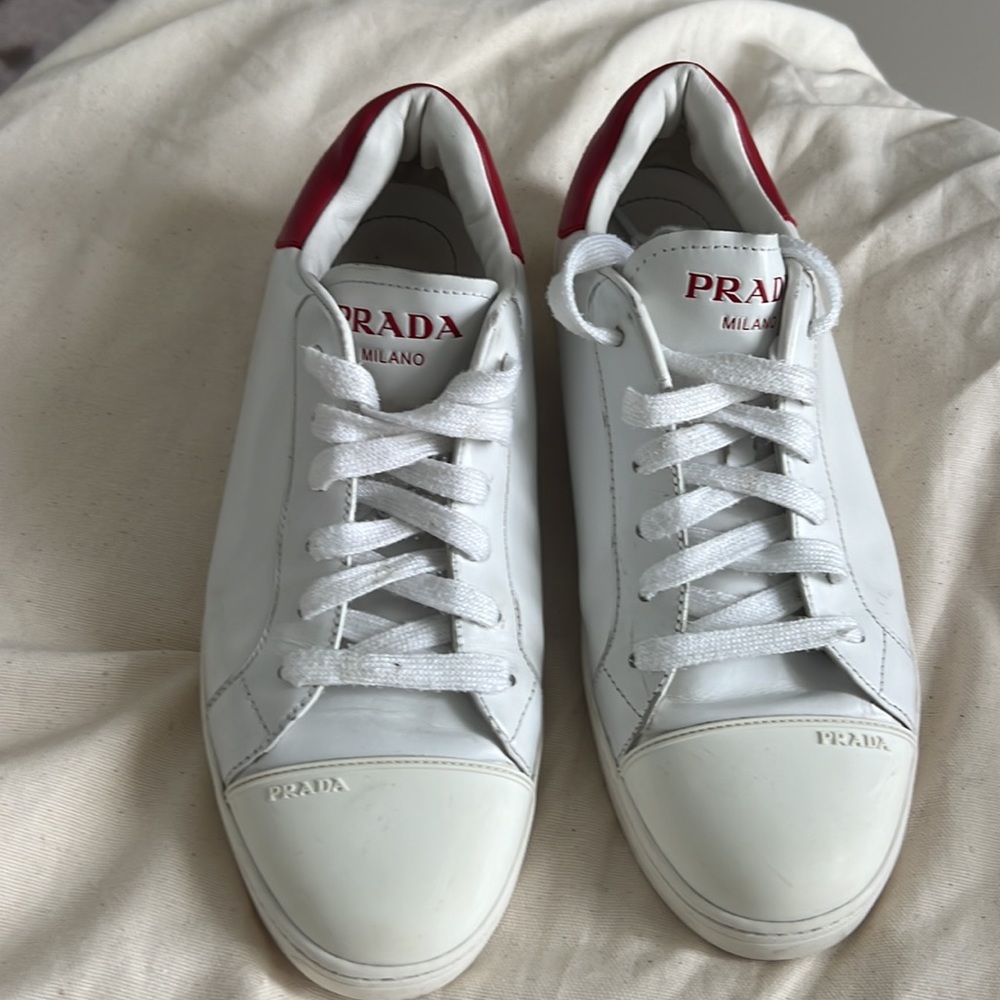 Prada white and red back sneakers size 39 good condition. Purchased Prada Italy